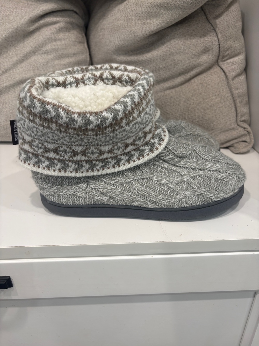 Muk Luks Slipper Boots L (9-10) Like New
